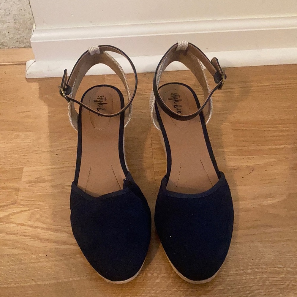Style & company Black espadrilles Wedge sandals